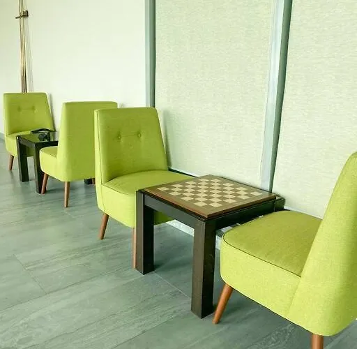 Modern And Homely In Shaw Boulevard * 마닐라