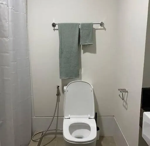 Modern And Homely In Shaw Boulevard 아파트